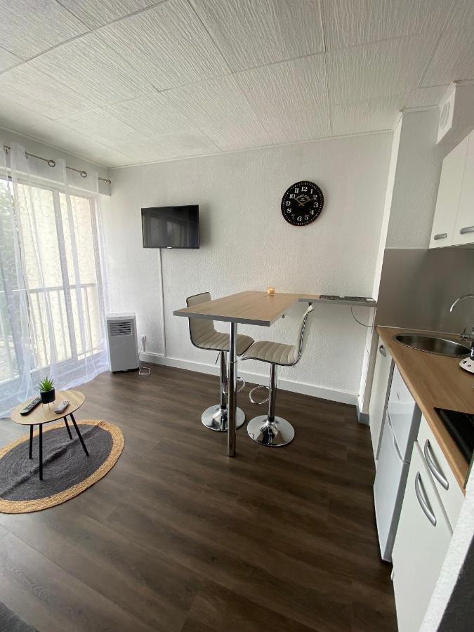 Le Pharo Avec Piscine Apartment