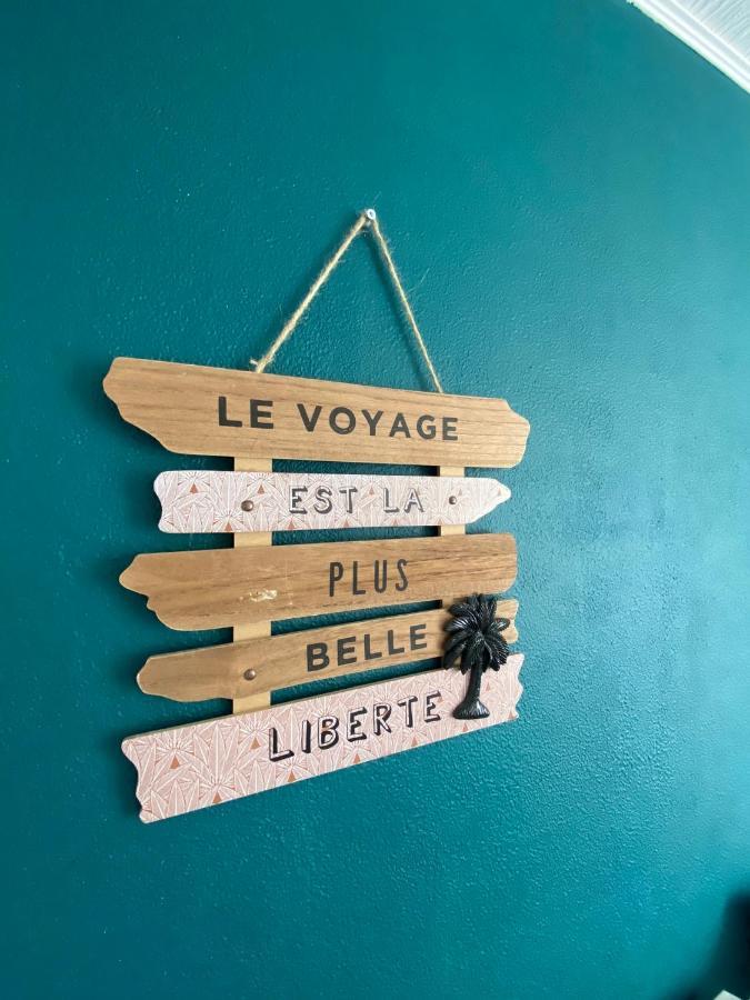 Le Pharo Avec Piscine Apartment *