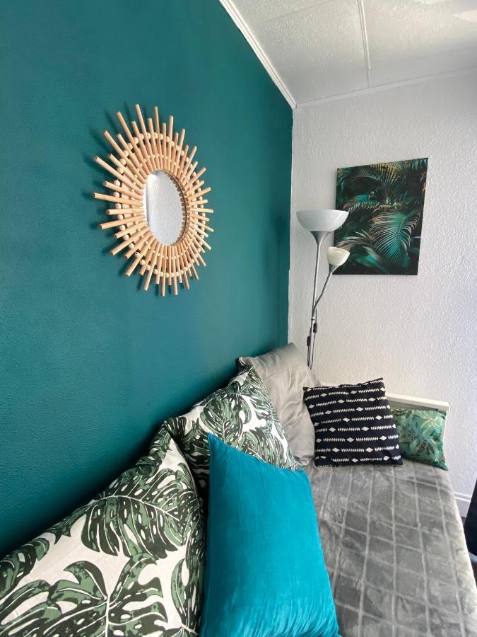 Apartment Le Pharo Avec Piscine *